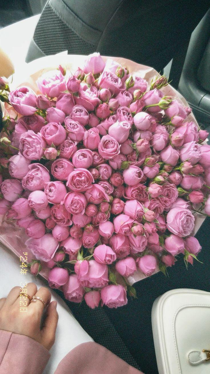 Astral Prime Ventures workshop space where corporate flower arrangements are designed and prepared for business delivery